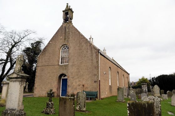 Rayne Church, Kirkton of Rayne