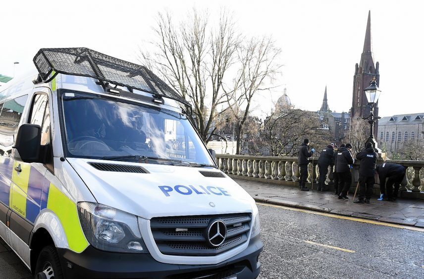 Police outside the park. Picture by Kami Thomson