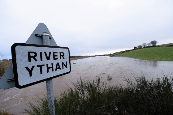 The River Ythan when it burst its banks in January 2015. Picture by Kami Thomson / DC Thomson.