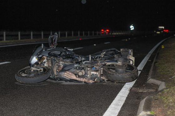 RTC ON THE A90 ABERDEEN TO DUNDEE ROAD SOUTH OF STONEHAVEN WHEN A MOTORCYCLIST CAME OFF HIS BIKE ON THE NORTHBOUND CARRIAGEWAY AND HAS BEEN SERIOUSLY INJURED
PIC DEREK IRONSIDE /  NEWSLINE MEDIA