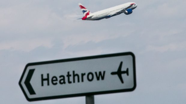 Government told to stop dithering over airport expansion