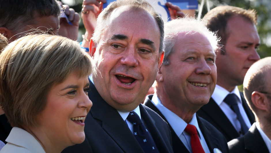 Jim Sillars, right, campaigning alongside Nicola Sturgeon and Alex Salmond during the independence referendum campaign in 2014