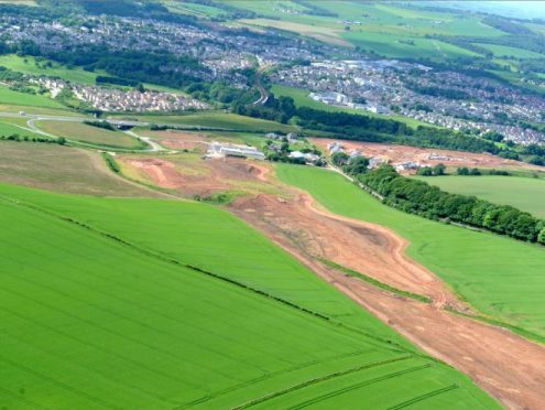 The Aberdeen Western Peripheral Route will run from the A90 at Stonehaven and Charleston in the south to Blackdog in the north