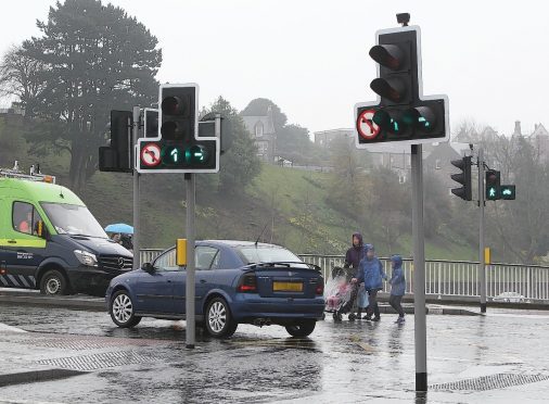 Car turns left in Inverness despite signs