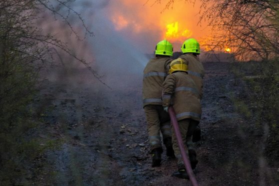 Fire fighters battle fire in fife