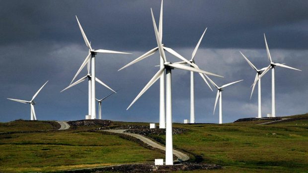 A new report says producing half Scotland's energy needs through renewables is achievable.