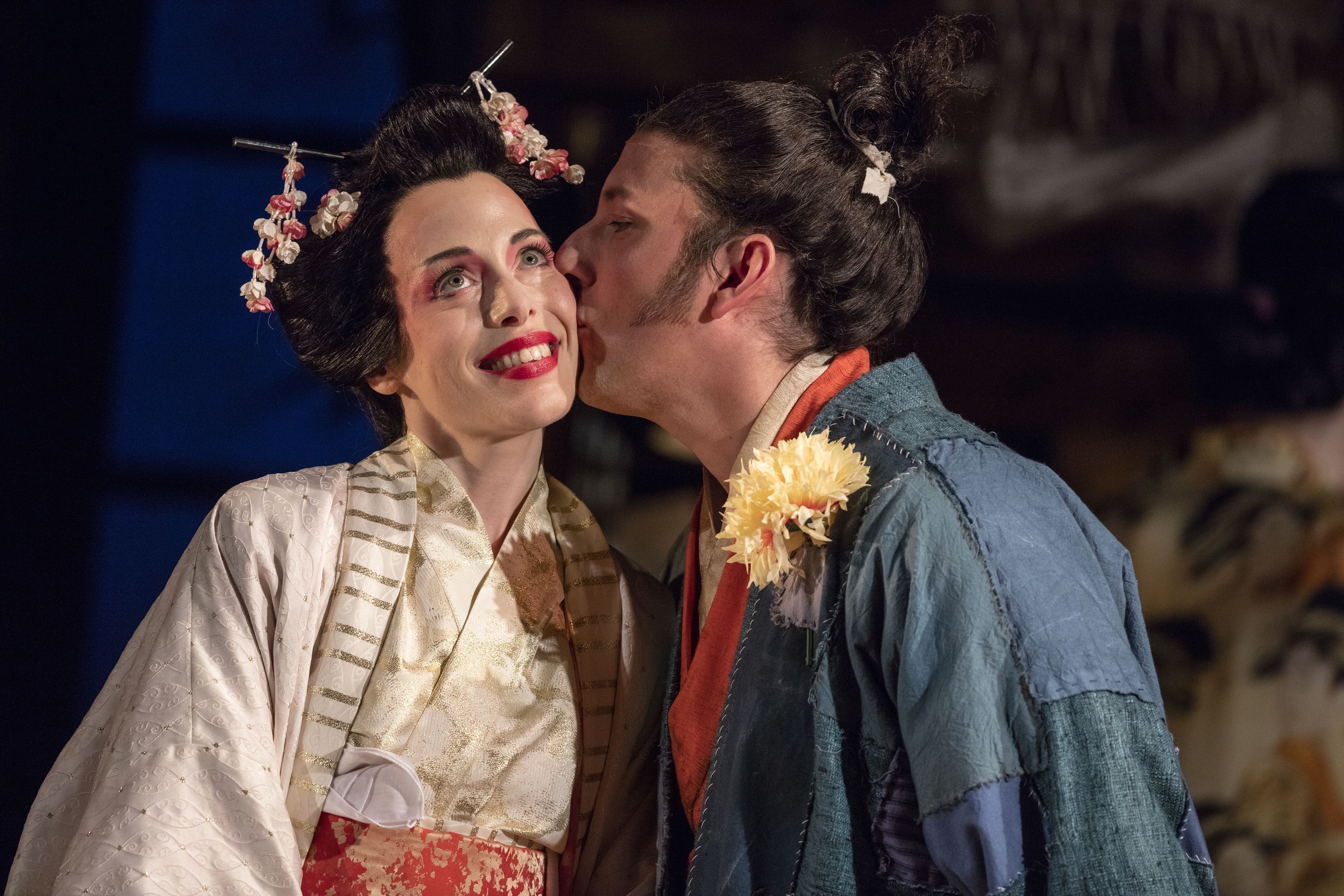 Rebecca Bottone as Yum-Yum and Nicholas Sharratt as Nanki-Poo in The Mikado  Scottish Opera and DOyly Carte 2016