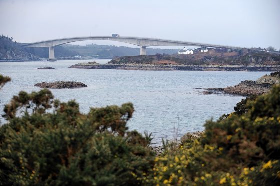 Kyleakin lies close to the Skye Bridge and used to be the ferry port