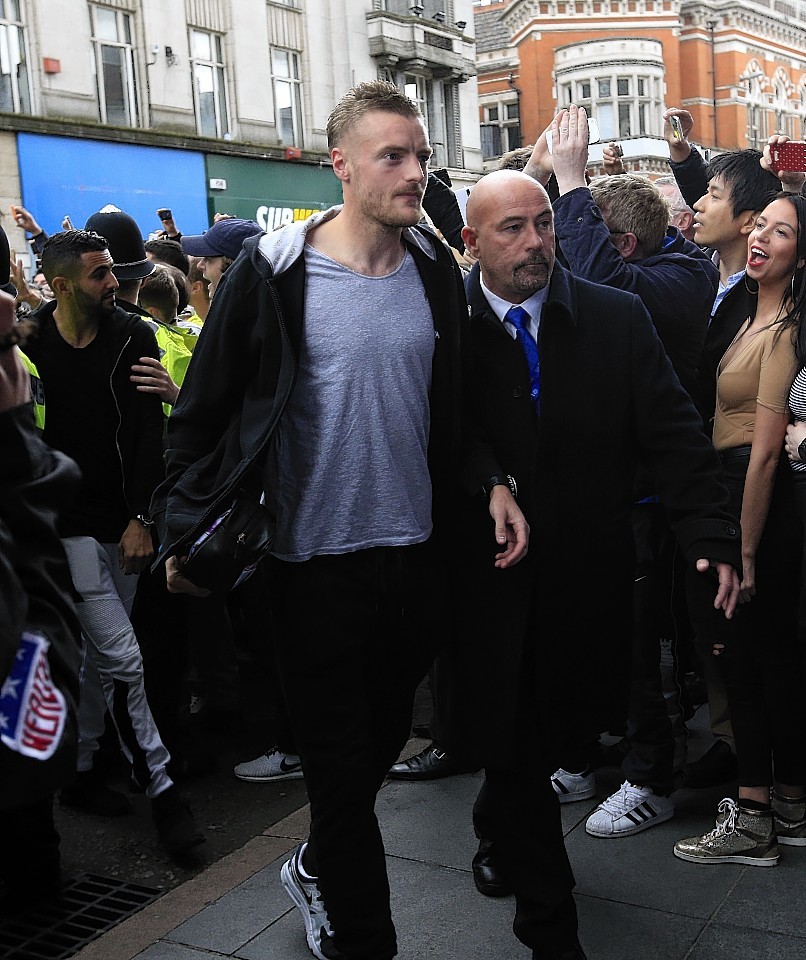 Leicester City's Jamie Vardy arrives at San Carlo Pizzeria in Leicester to celebrate with his team mates 