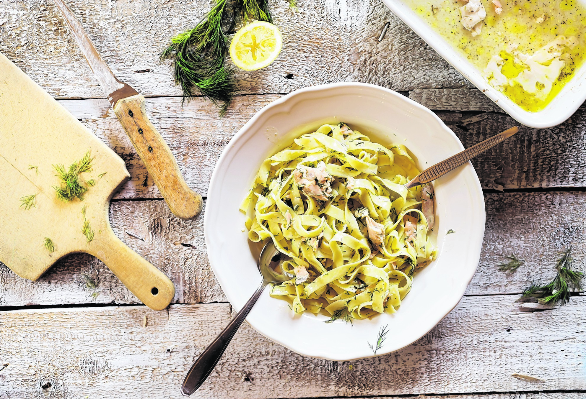 yl-Smoked salmon tagliatelle