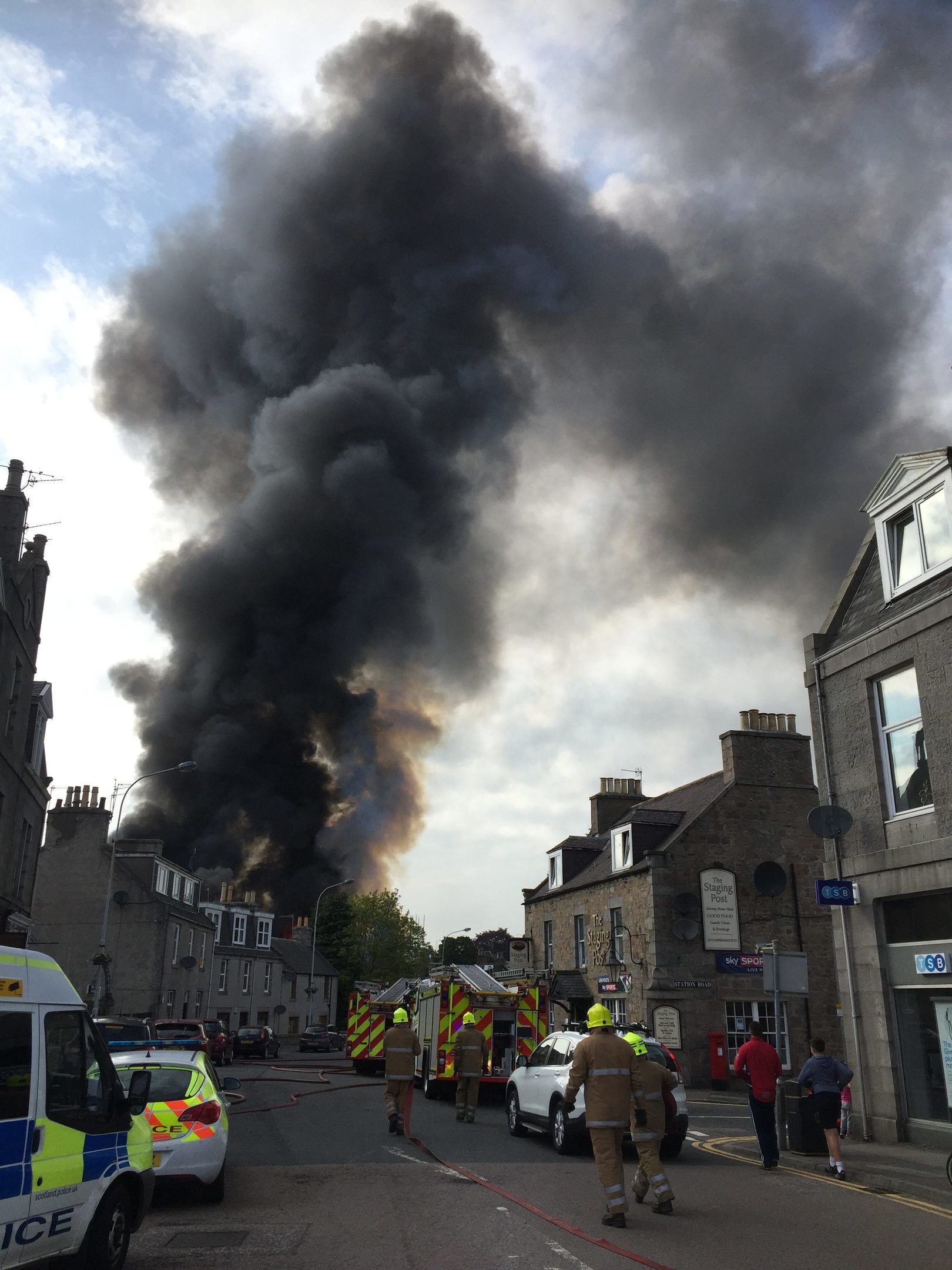 Smoke rises high above the hotel. Joanne Warnock 