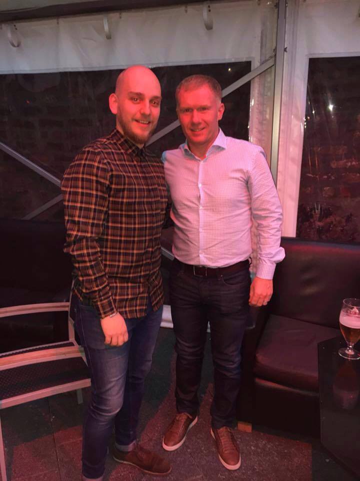 Paul Scholes with Ross Buchan in the Aberdeen fan