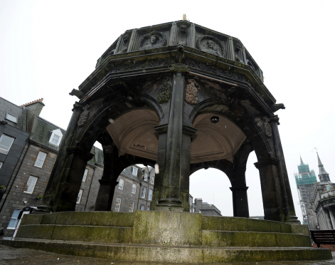 The Castlegate's Mercat Cross