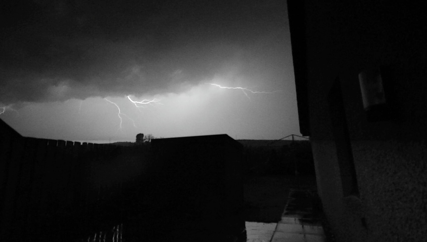 Lightning in Drumoak, Aberdeenshire