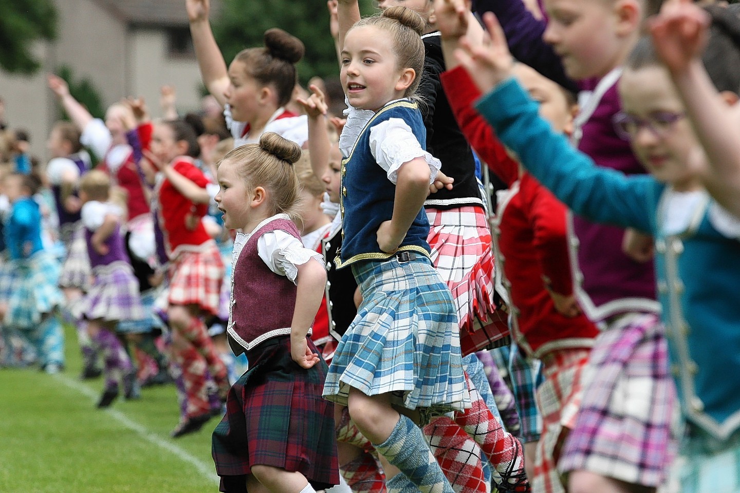 10,000 people attend Inverness Highland Games