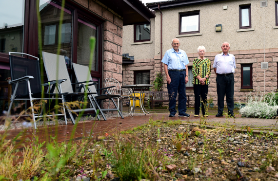 L-R: Jim Murray, Grace Reid and Harold Strachan