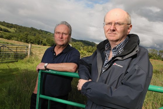 Glenurquhart wind farm protest. Dan Luscombe, secretary of STAG (Stop Turbines At Glenurquhart) and Cliff Green, treasurer of STAG.
Pictures: Andrew Smith