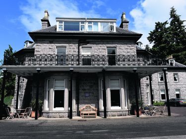 Tor-Na-Coille Country House Hotel 