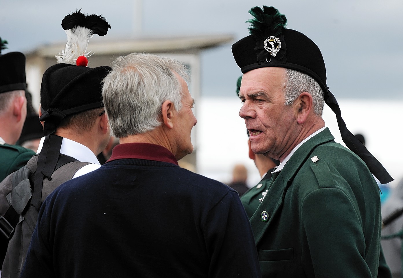 The Keith Show 2016 - Pipers having a chat before playing.