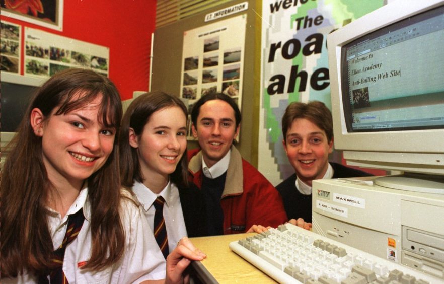 Ellon Academy pupils  with their winning web page. 1990