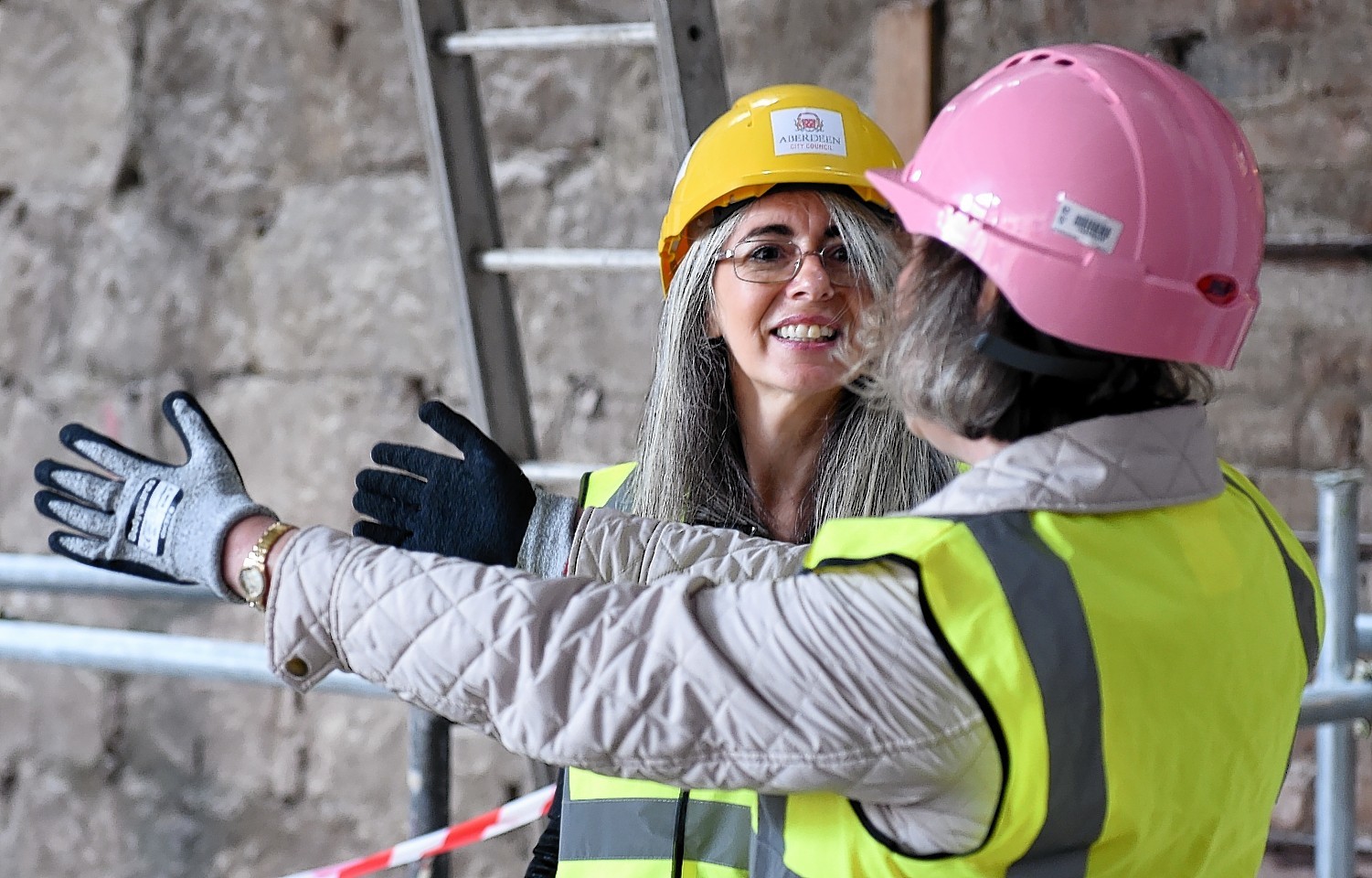 Dame Evelyn Glennie and Christine Rew, Art gallery manager. 