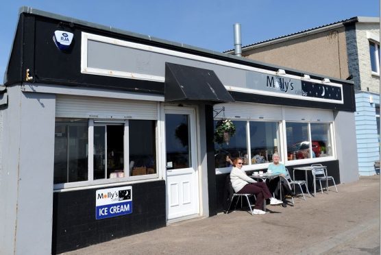 Molly's Cafe Bar in Stonehaven