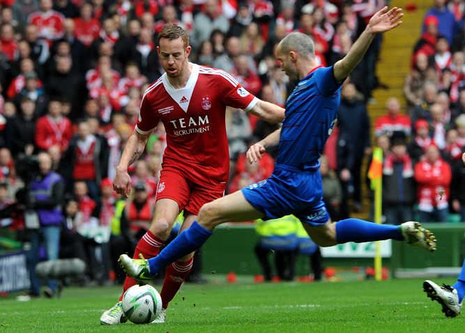 Picture of (L-R) (dons) Adam Rooney and (caly) David Raven