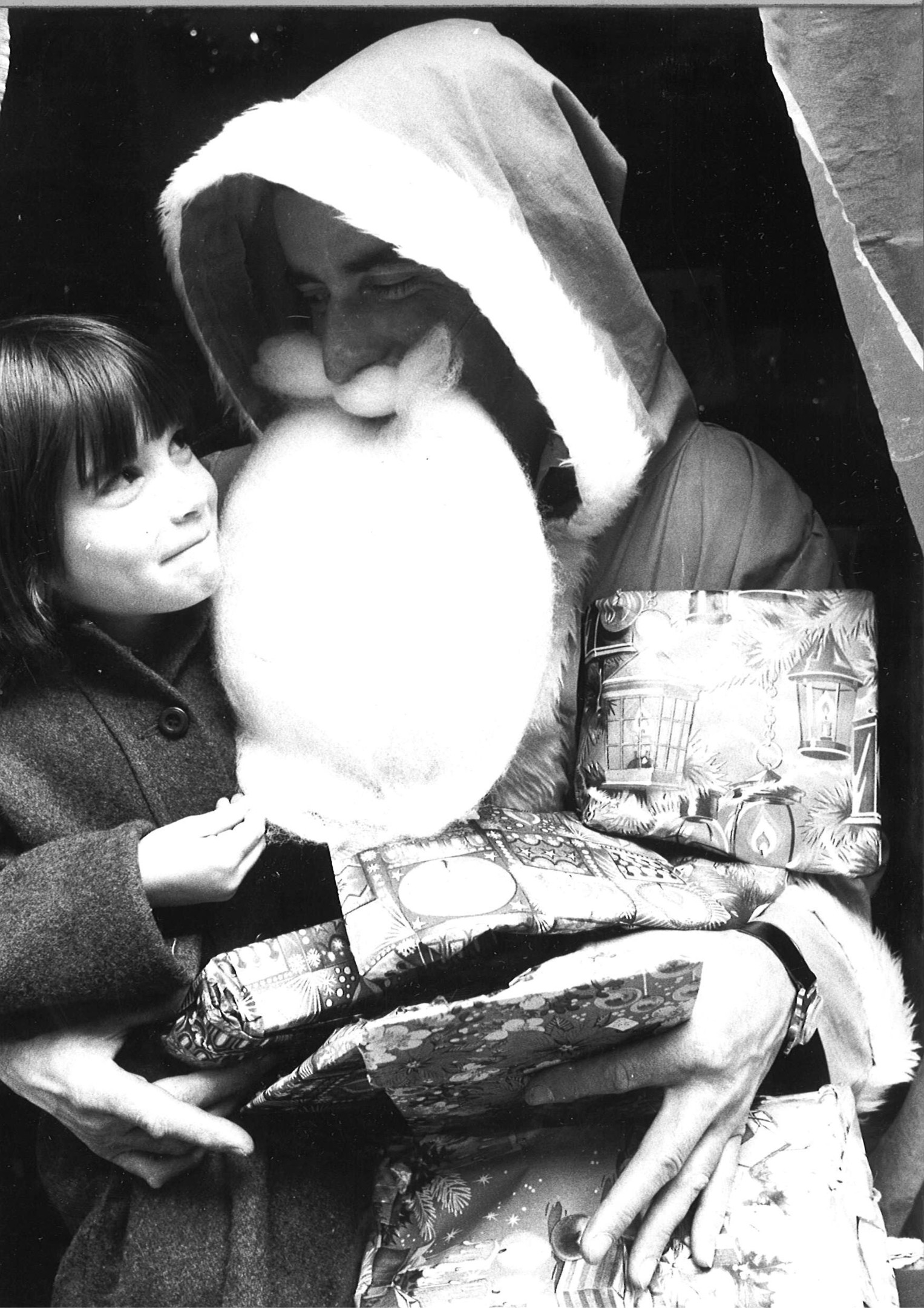 Aberdeen youngster Debbie Thornton, 5, was all smiles when she met Santa