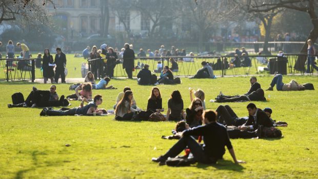 Parks help build communities, tackle climate change and boost healthy lifestyles, MPs say