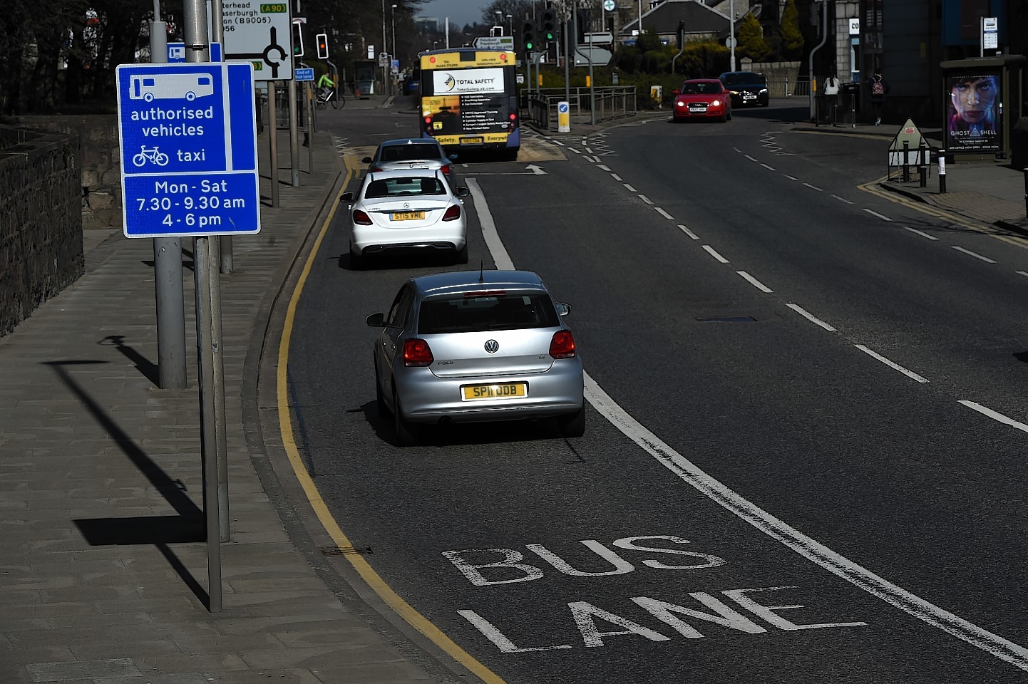 Aberdeen bus lanes photographed on a Sunday