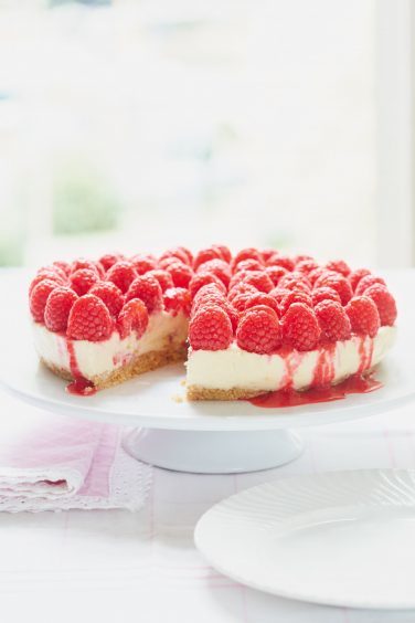 Make a white chocolate and raspberry cheesecake like you are Mary Berry