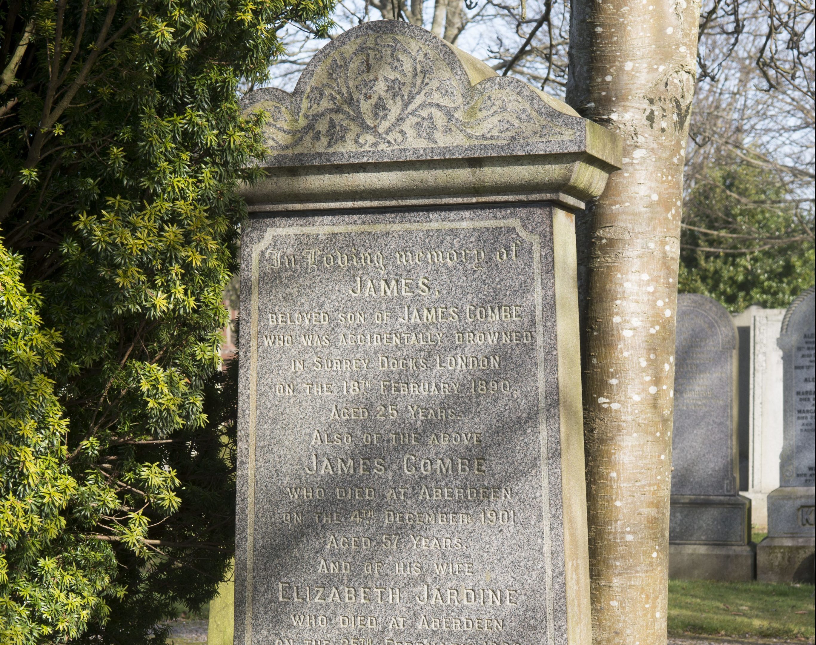Grave and Family Grave of ROBERT GRIERSON COMBE .VC at Allenvale Cemetary Aberdeen
