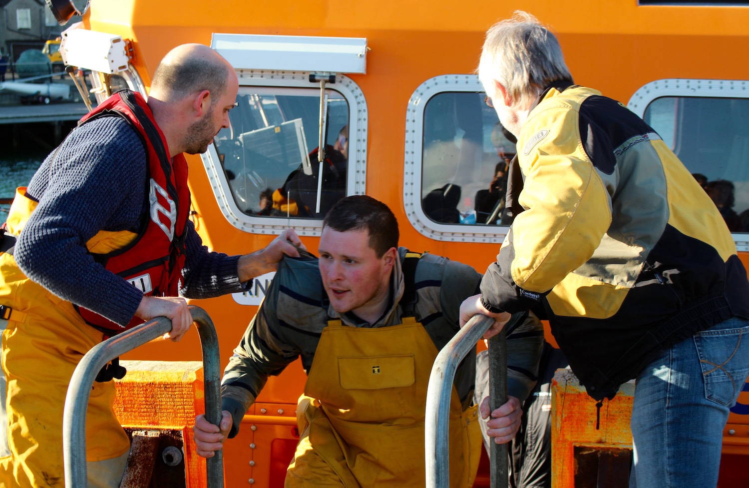 Shetland lifeboat rescue