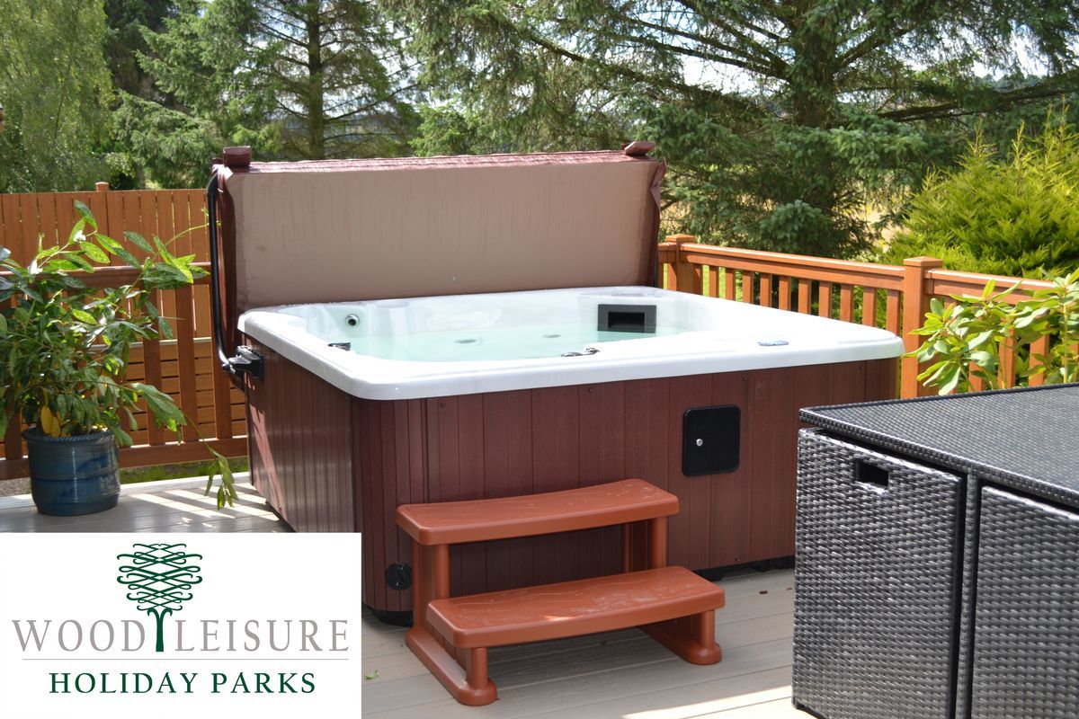 wood leisure hot tub with logo2