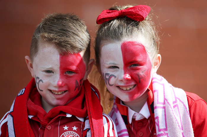 Aberdeen fans Bailey White aged 5 (left) and Summer White aged 7 arriving for the Scottish Cup, Semi Final match at Hampden Park   Andrew Milligan/PA Wire