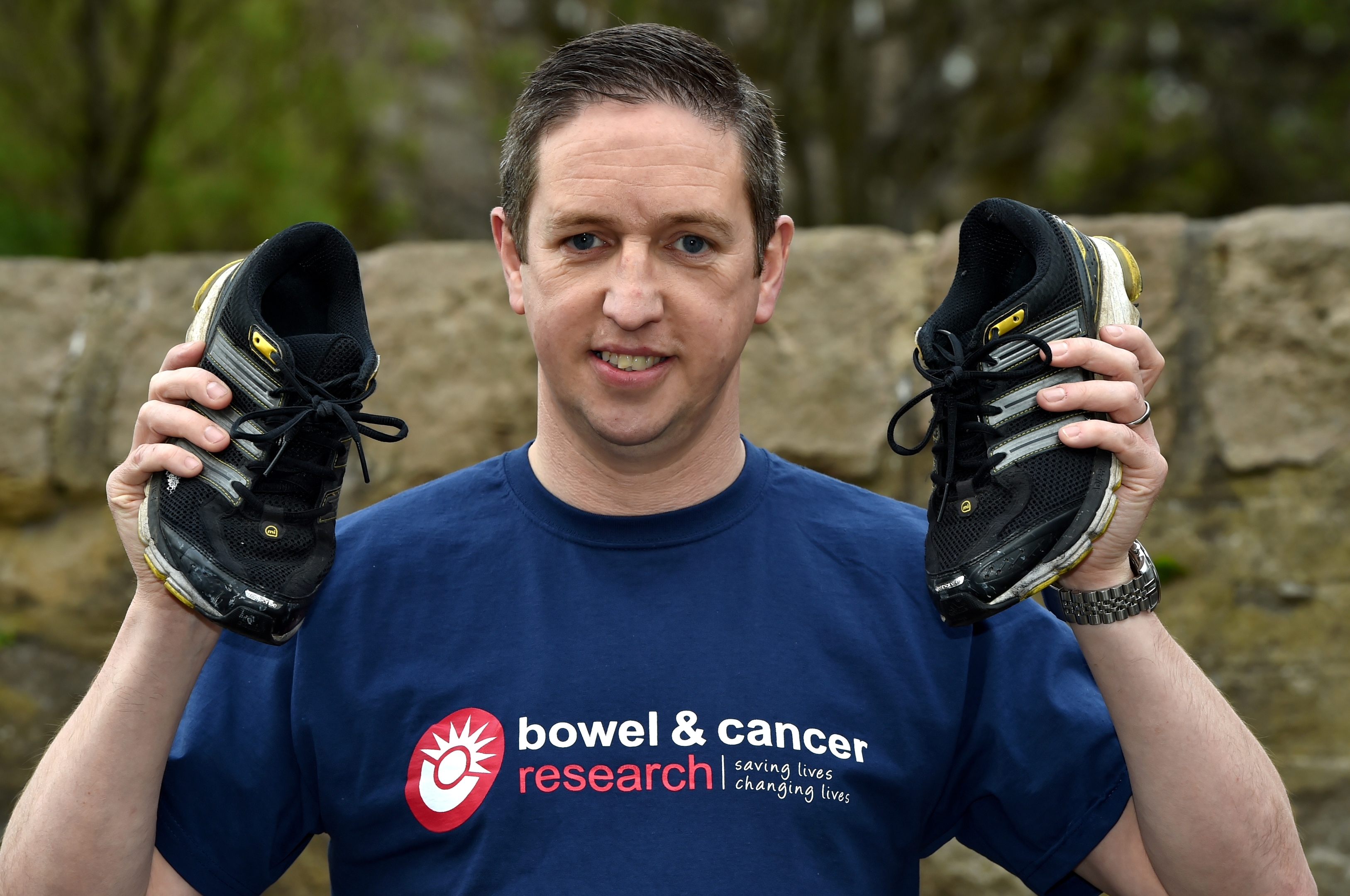 Andy Farquhar is running the London Marathon for a bowel cancer charity in memory of his mum Elizabeth and gran Betty, who both died from the illness. Picture by Kenny Elrick.