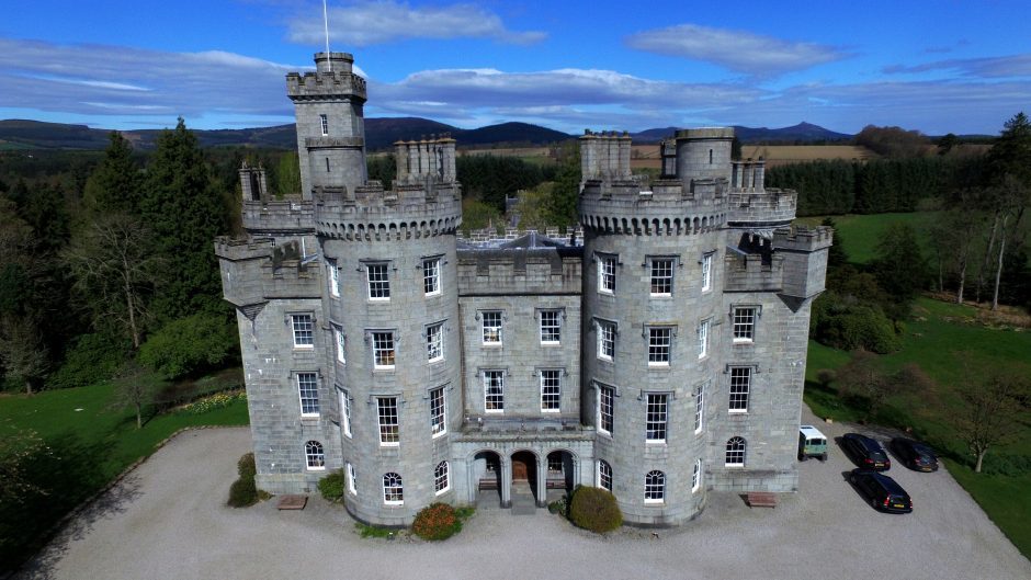 VIDEO Meet Cosmo the 25yearold owner of Cluny Castle