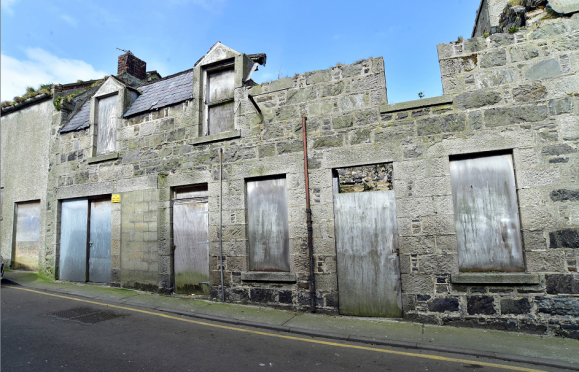 The derelict buildings at Love Lane