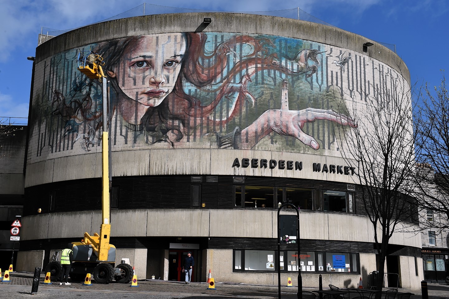 A stunning mural, painted on the outside of the Aberdeen Market