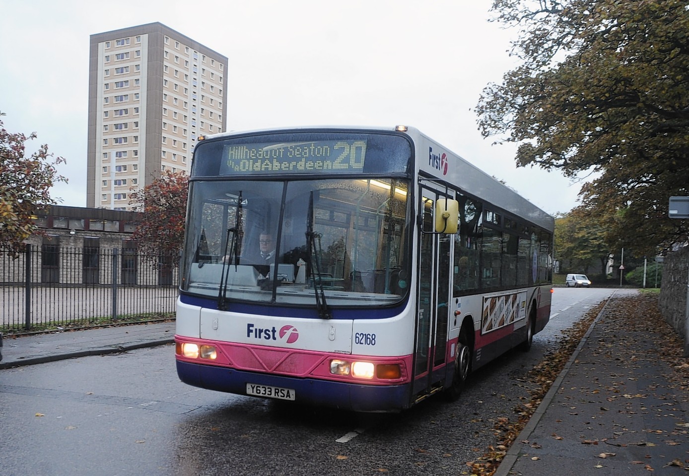 campus-bus