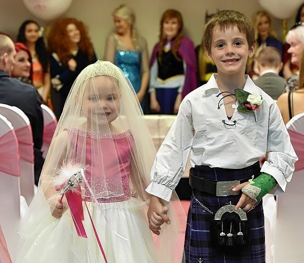 Picture of Eileidh Paterson, 5, and and Harrison Grier, 6. Pictures and video by Kenny Elrick.