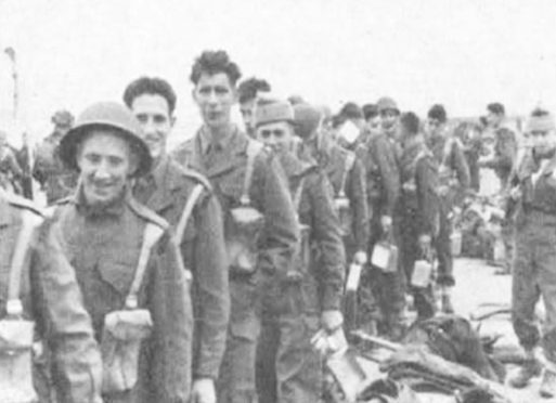 (From left) Gordon Highlanders Morrison, Warrender, Bolt, Hamilton and Oliphant whilst filming for 1958 film Dunkirk. Copyright of The Gordon Highlanders Museum.
