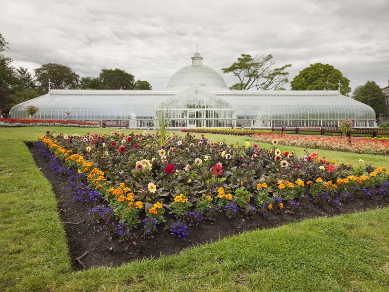 Discover the best of Glasgow - Botanic Gardens