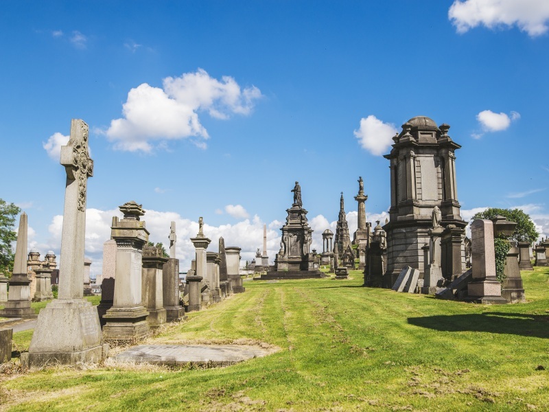 Discover the best of Glasgow - Necropolis