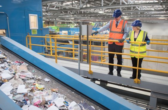 David Palmer-Jones, Chief Executive Officer of SUEZ recycling and recovery UK
 and Cllr Jenny Laing, Co_Leader of the Aberdeen City Council