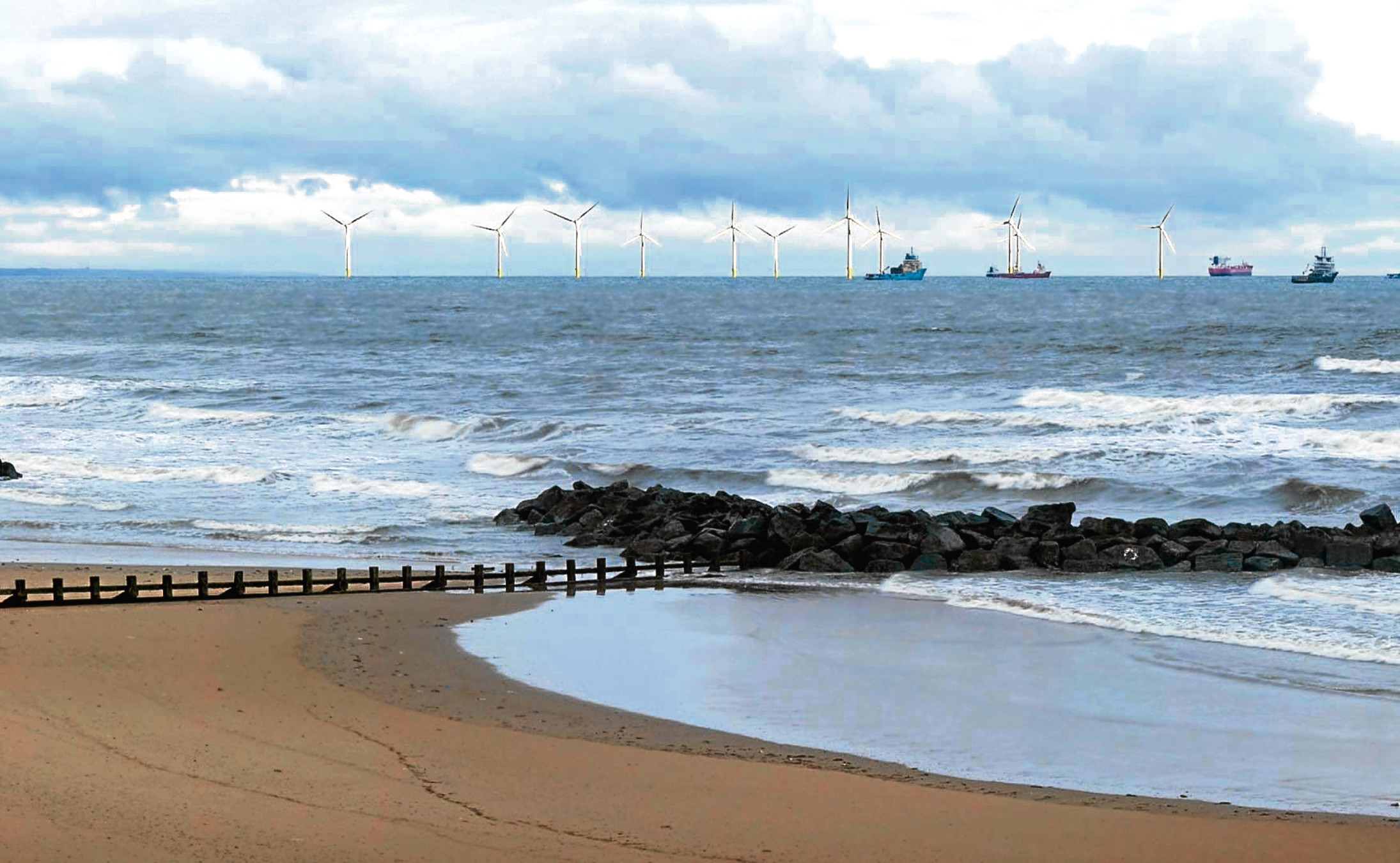 Artist's impression of the scale of the wind farm
