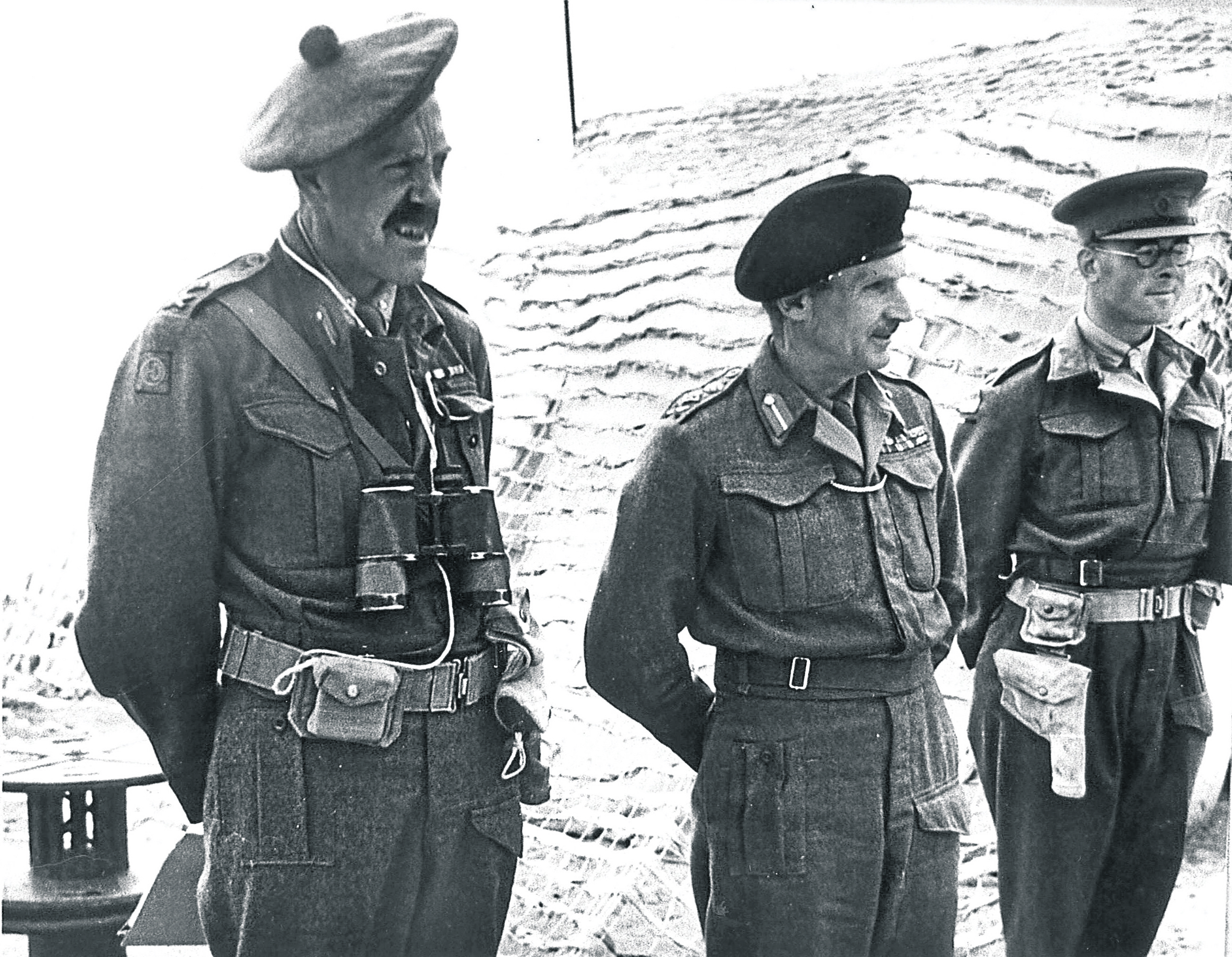 Major General Wimblerley (left) with  Lt General Sir Bernard Montgomery (centre) at the Battle of El Alamein.