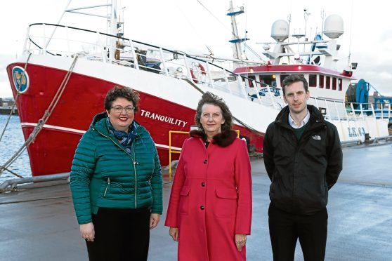 Plans for a new fish market in Lerwick have taken another step forward with Highlands and Islands Enterprise (HIE) approving funding of £586,879 to Lerwick Port Authority (LPA).