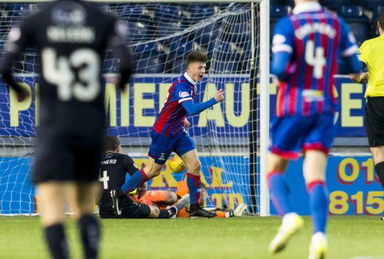 Inverness Daniel McKay (C) celebrates his goal