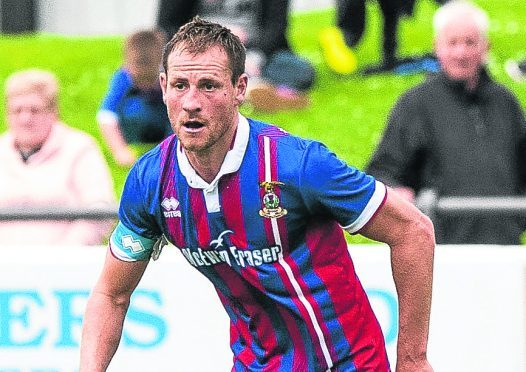 Gary Warren has been told he can leave Caley Thistle.